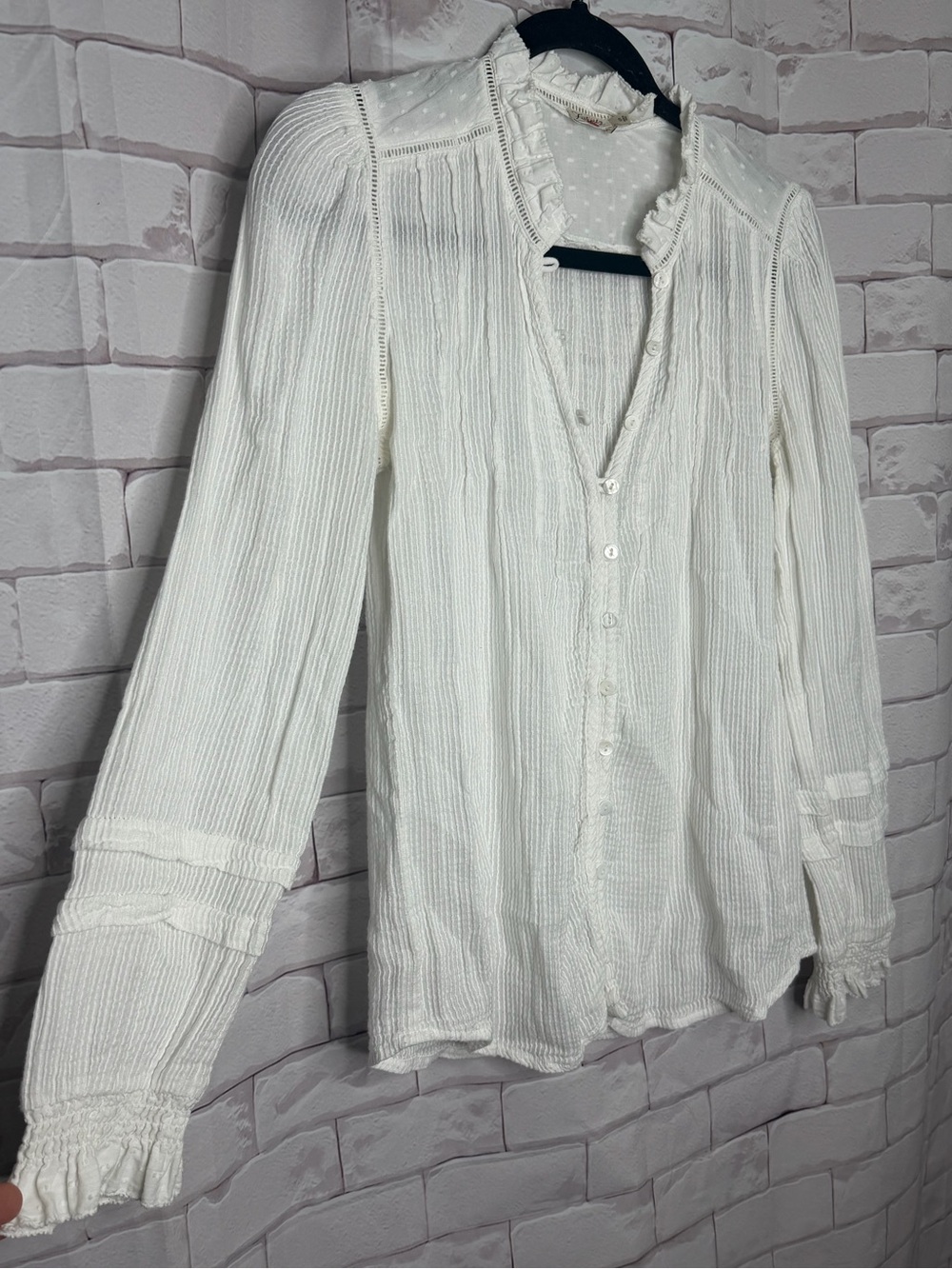 Faherty White Textured Cotton Ruffle Blouse | Romantic Cottagecore Prairie Top - Picture 2 of 8